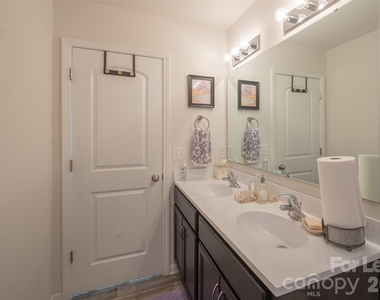 1116 Woodhill Drive - Photo Thumbnail 24