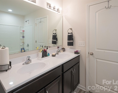 1116 Woodhill Drive - Photo Thumbnail 31