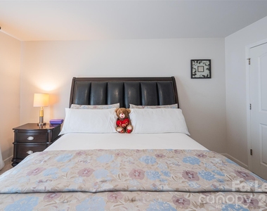 1116 Woodhill Drive - Photo Thumbnail 5