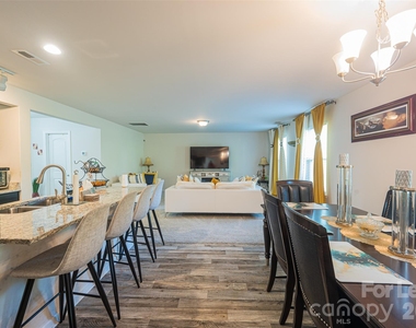 1116 Woodhill Drive - Photo Thumbnail 18