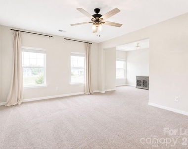 421 Buford Way - Photo Thumbnail 21