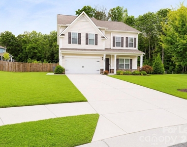 421 Buford Way - Photo Thumbnail 1