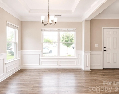 421 Buford Way - Photo Thumbnail 4
