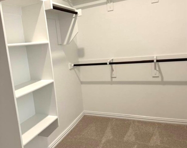 412 Ardsley Lane - Photo Thumbnail 4