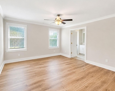 4630 Dogwood Place - Photo Thumbnail 17