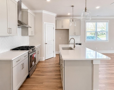 4630 Dogwood Place - Photo Thumbnail 5