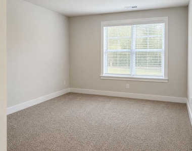 4630 Dogwood Place - Photo Thumbnail 15