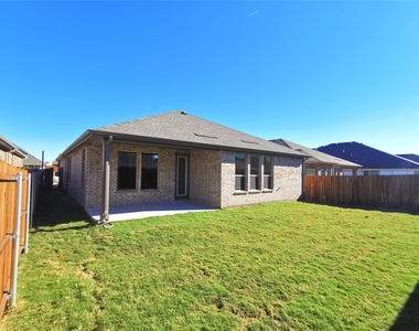 1829 Arbor Drive - Photo Thumbnail 22
