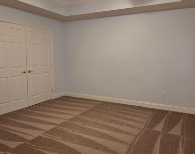 15815 Waldrop Hill Court - Photo Thumbnail 4
