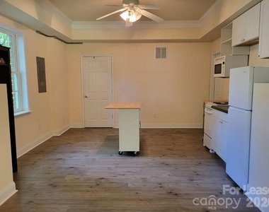 15815 Waldrop Hill Court - Photo Thumbnail 3