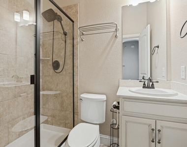 8212 Whistling Duck Drive - Photo Thumbnail 10