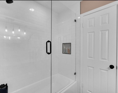 605 Steeplechase Drive - Photo Thumbnail 9