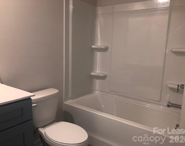 1802 Braemar Village Drive - Photo Thumbnail 15