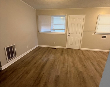 1216 White Plains Road - Photo Thumbnail 2