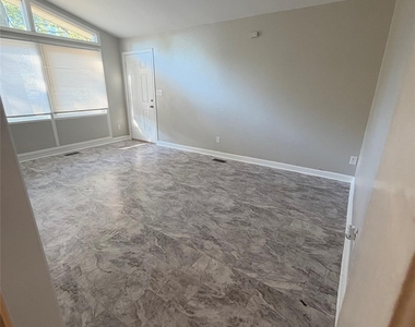 1216 White Plains Road - Photo Thumbnail 3