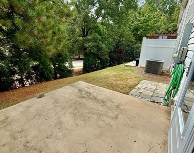 615 Samet Street - Photo Thumbnail 30