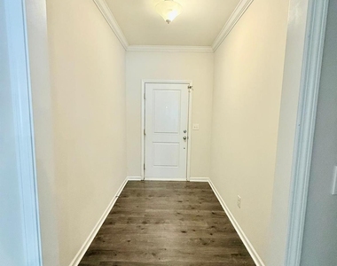 615 Samet Street - Photo Thumbnail 3