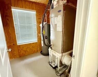 615 Samet Street - Photo Thumbnail 24