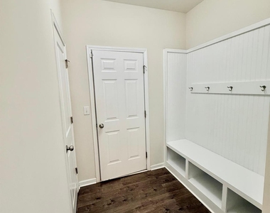 615 Samet Street - Photo Thumbnail 14