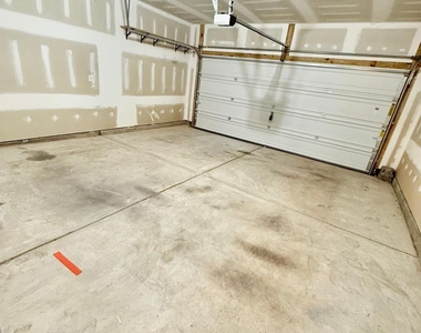 615 Samet Street - Photo Thumbnail 15