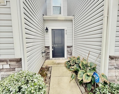 615 Samet Street - Photo Thumbnail 2