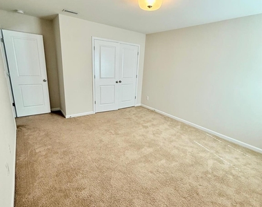 615 Samet Street - Photo Thumbnail 26