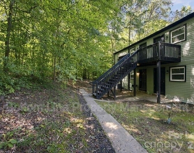 909 Carolina Avenue - Photo Thumbnail 24