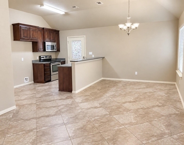 503 Mountain View Trail - Photo Thumbnail 4