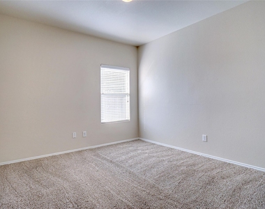 7421 Cowhand Court - Photo Thumbnail 13