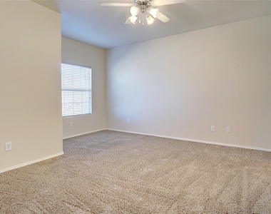 7421 Cowhand Court - Photo Thumbnail 10