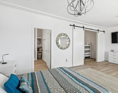 732 Blue Fathom Drive - Photo Thumbnail 29