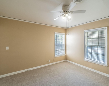 6454 Greenway Road - Photo Thumbnail 18
