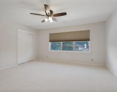 6211 Bandera Avenue - Photo Thumbnail 19