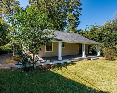 525 Forest Lane - Photo Thumbnail 1
