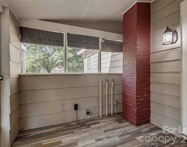 525 Forest Lane - Photo Thumbnail 40
