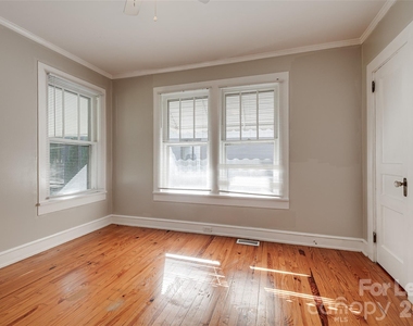 525 Forest Lane - Photo Thumbnail 6