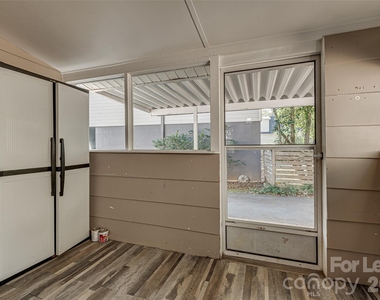 525 Forest Lane - Photo Thumbnail 36