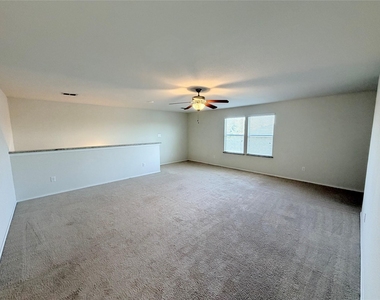 1712 Abby Creek Drive - Photo Thumbnail 13