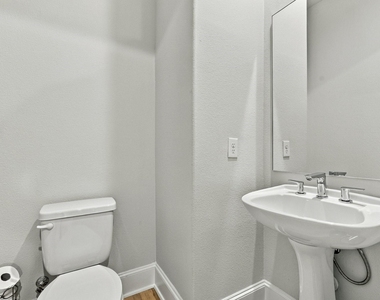 5442 Patterson - Photo Thumbnail 25