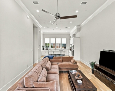 5442 Patterson - Photo Thumbnail 13