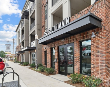 222 S Main Street - Photo Thumbnail 16
