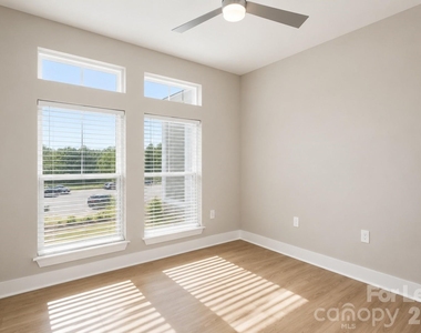 222 S Main Street - Photo Thumbnail 2