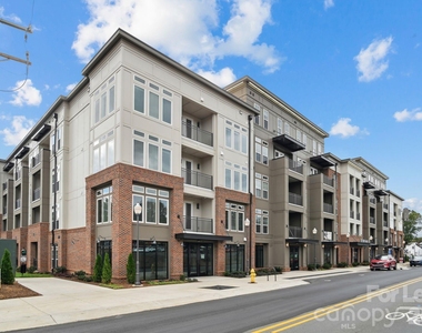 222 S Main Street - Photo Thumbnail 15