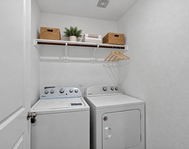 1210 Wildflower Street - Photo Thumbnail 15