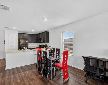 1210 Wildflower Street - Photo Thumbnail 5