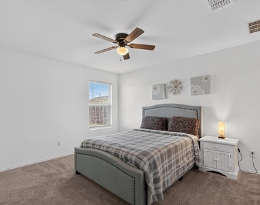 1210 Wildflower Street - Photo Thumbnail 7