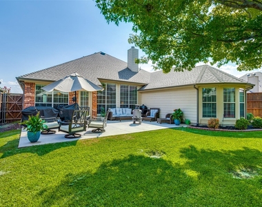 6119 Laurel Crest Lane - Photo Thumbnail 20