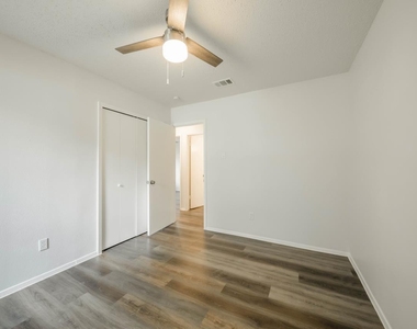 1903 Arvada Drive - Photo Thumbnail 23
