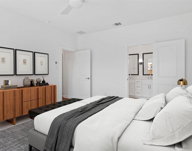 605 Ridgewood Drive - Photo Thumbnail 4