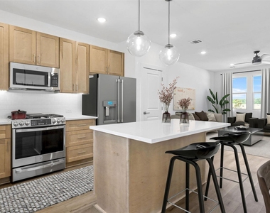 605 Ridgewood Drive - Photo Thumbnail 1
